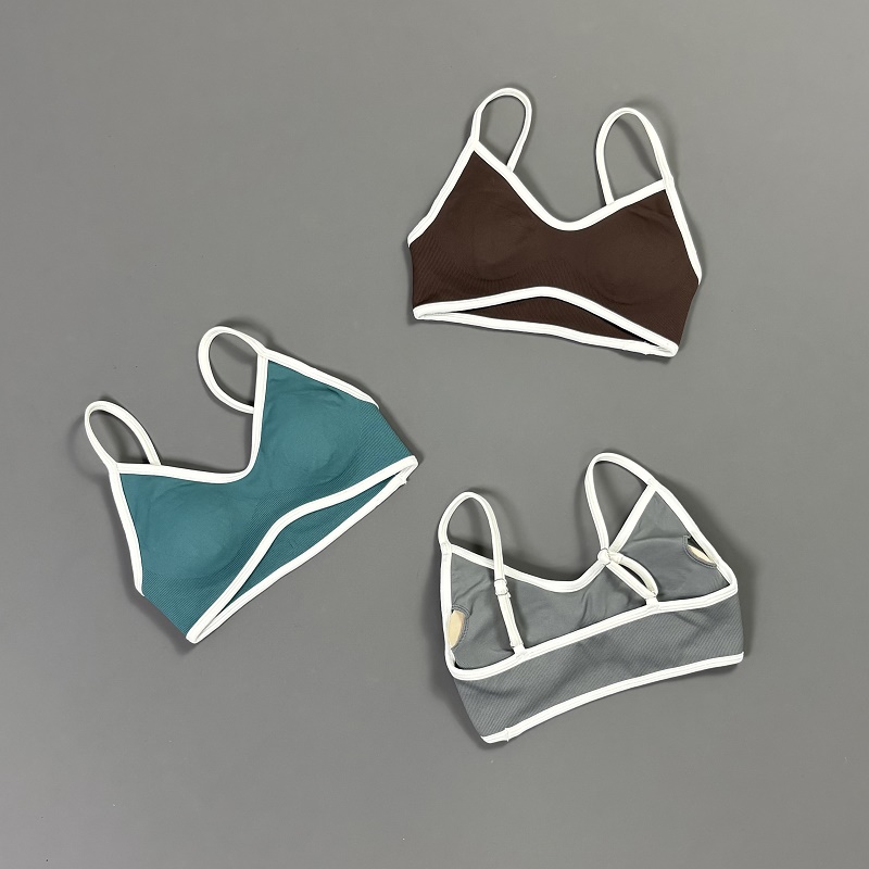 Women Contrastline Yoga Bra V  – Yoga Fitness Matte recenzja i cena